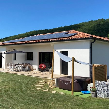 Villa Jacuzzi, Terrain De Petanque Et Aire De Jeux Vue Sur Les Pyrenees Seilhan Exteriör bild